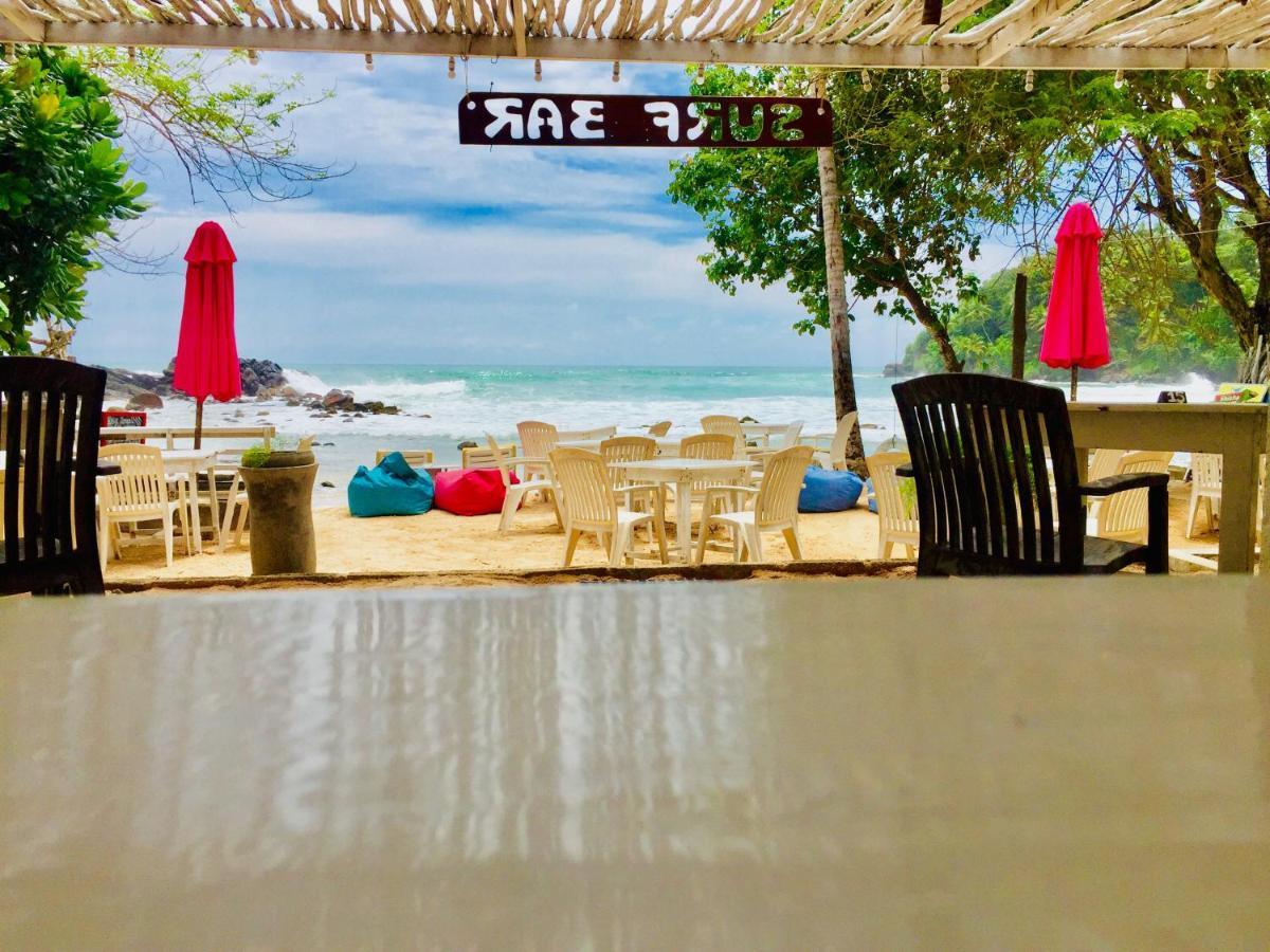 Surf Bar Mirissa Hotel Екстериор снимка